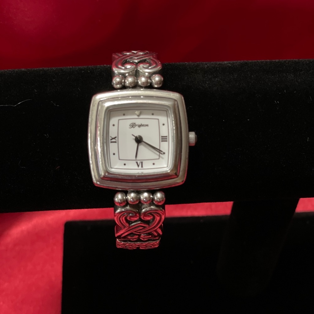 Brighton Santa Rosa watch with the toggle clasp.